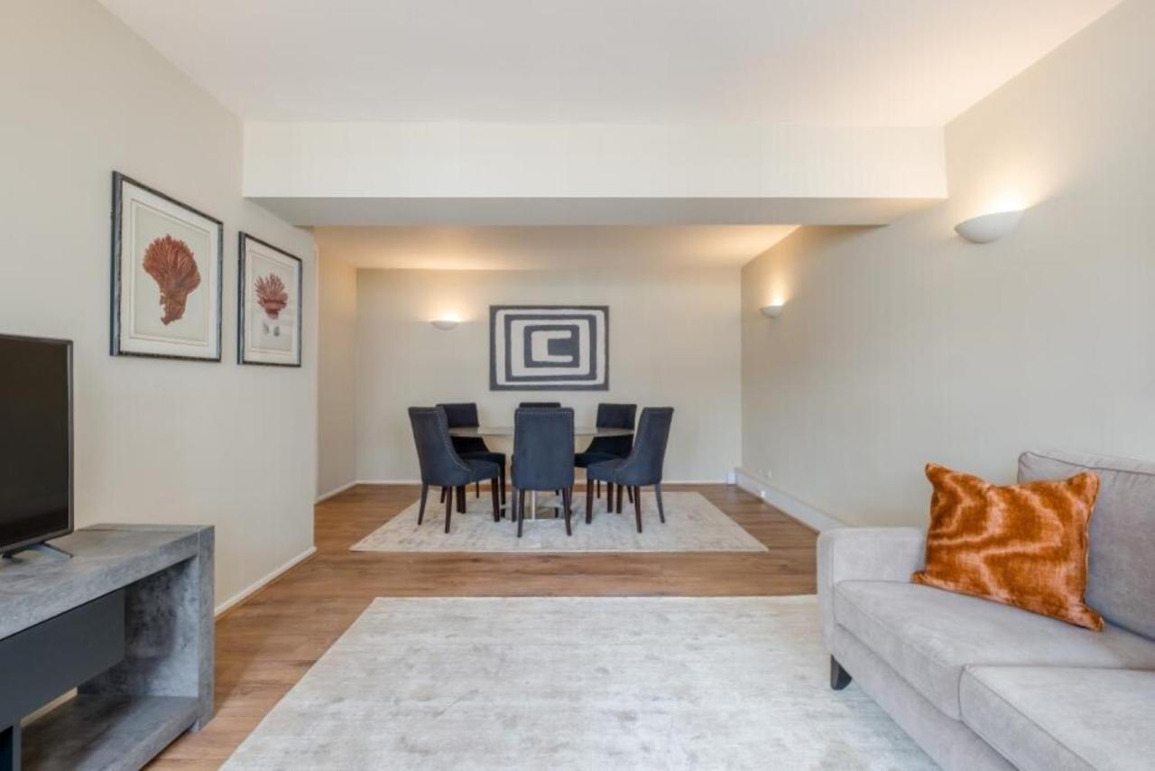Bond Street Mayfair Penthouse Sleeps Up To 6 * London
