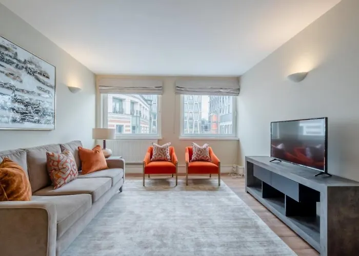Bond Street Mayfair Penthouse Sleeps Up To 6